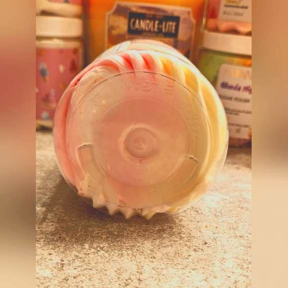 NEW 8oz AMNH Aminnah Birthday Cake Whipped Body Butter Sprinkles Pink White Bath - Picture 4 of 11